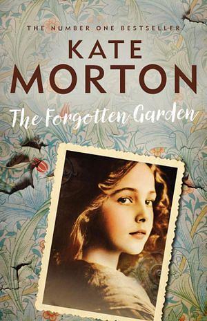 The Forgotten Garden by Kate Morton Paperback book