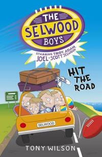 The Selwood Boys 03: Hit The Road